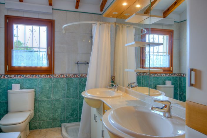 Image No.25-5 Bed Villa for sale