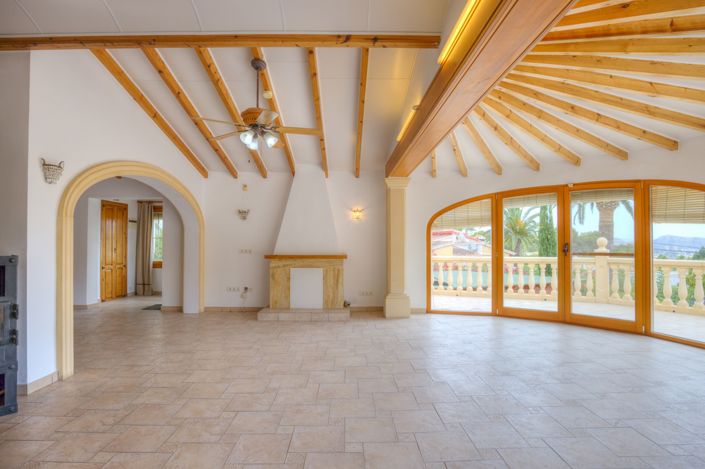 Image No.2-5 Bed Villa for sale