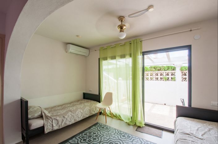 Image No.16-5 Bed Villa for sale