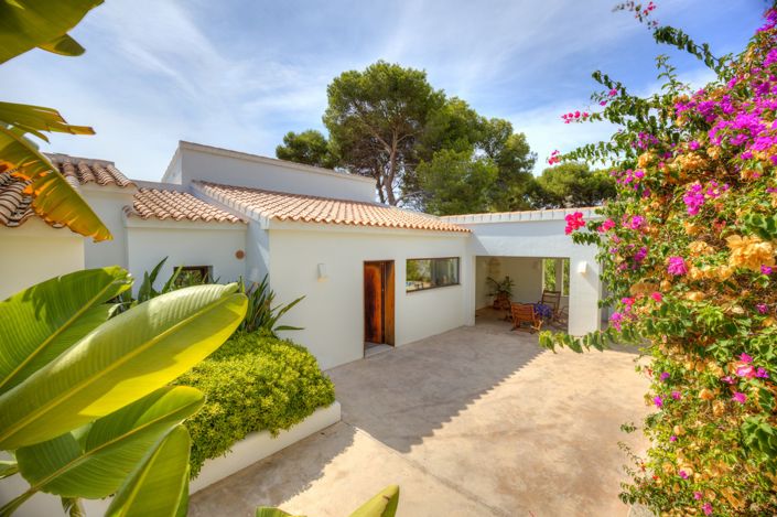 Image No.11-4 Bed Villa for sale