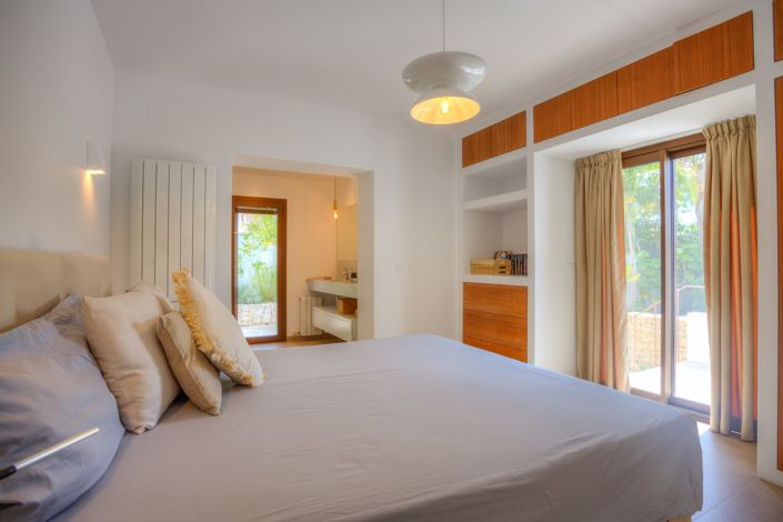 Image No.24-4 Bed Villa for sale