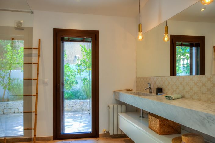 Image No.40-4 Bed Villa for sale