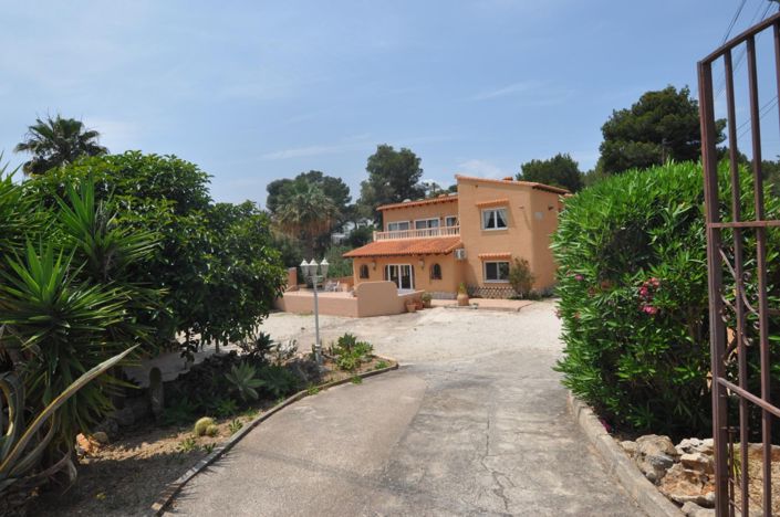 Image No.2-5 Bed Villa for sale