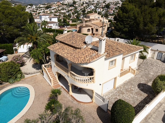 Image No.1-3 Bed Villa for sale