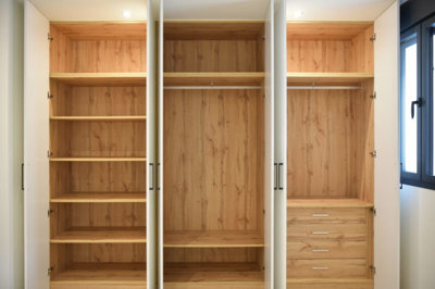 o1j7el4tl01b60rbhutn8717h32v