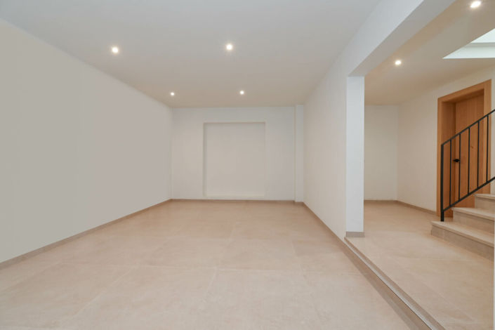 Image No.25-4 Bed Villa for sale