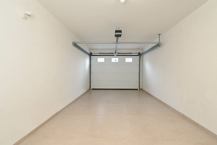 Image No.26-4 Bed Villa for sale