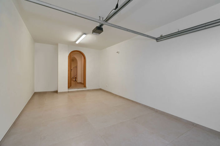 Image No.27-4 Bed Villa for sale