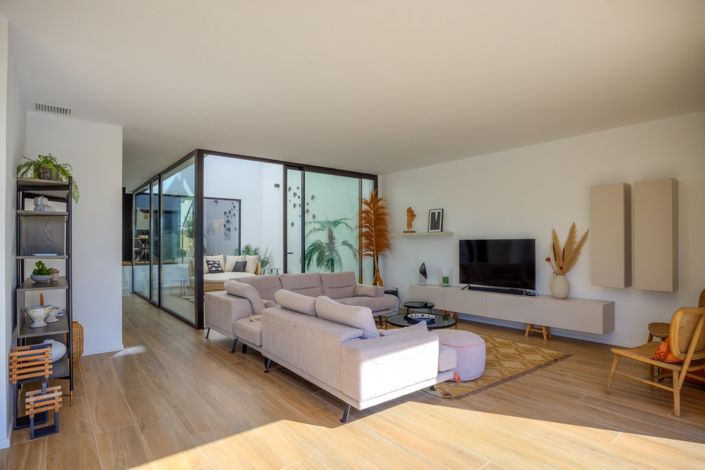 Image No.13-3 Bed Villa for sale