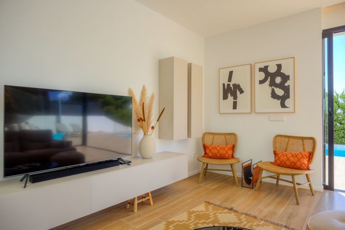 Image No.14-3 Bed Villa for sale