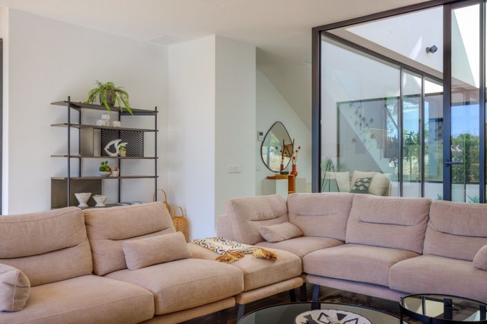 Image No.17-3 Bed Villa for sale