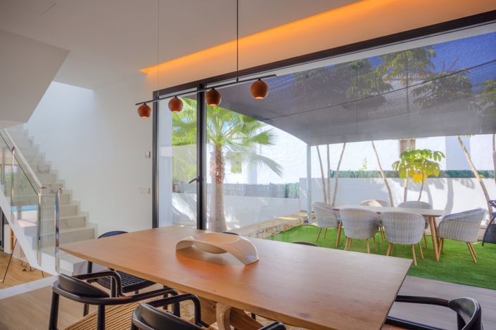 Image No.8-3 Bed Villa for sale