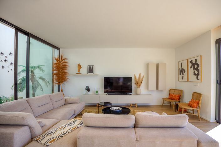 Image No.9-3 Bed Villa for sale