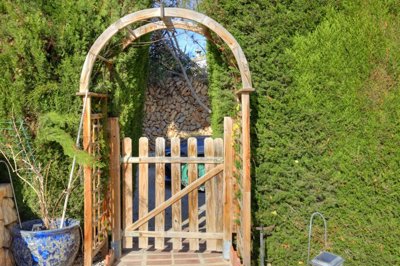 o1j8ntjtfihq5aujhcb18j61hm935