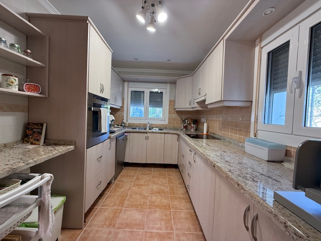 Image No.15-4 Bed Villa for sale