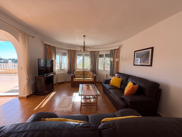 Image No.9-4 Bed Villa for sale