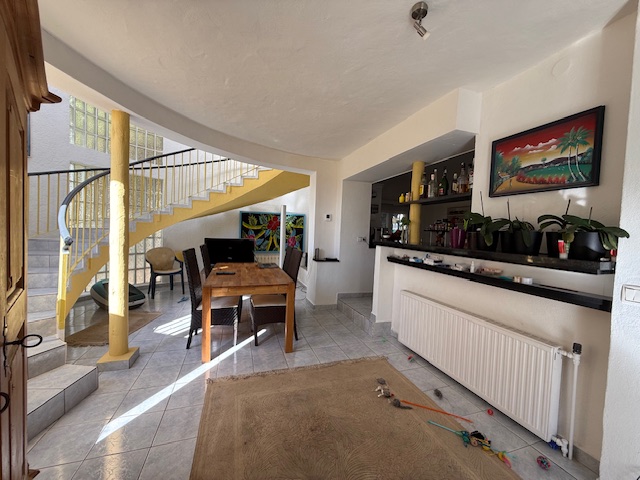 Image No.25-4 Bed Villa for sale