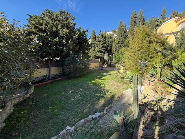 Image No.4-4 Bed Villa for sale