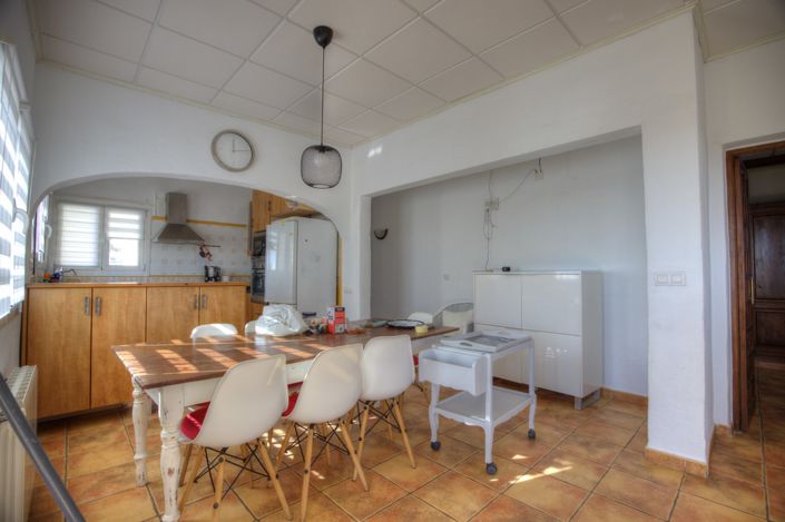 Image No.3-4 Bed Villa for sale