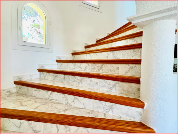 Image No.9-3 Bed Villa for sale