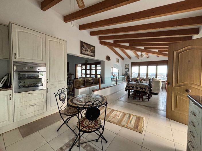 Image No.7-4 Bed Villa for sale