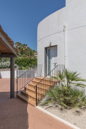 Image No.23-6 Bed Villa for sale