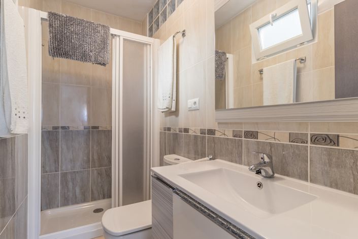 Image No.36-6 Bed Villa for sale