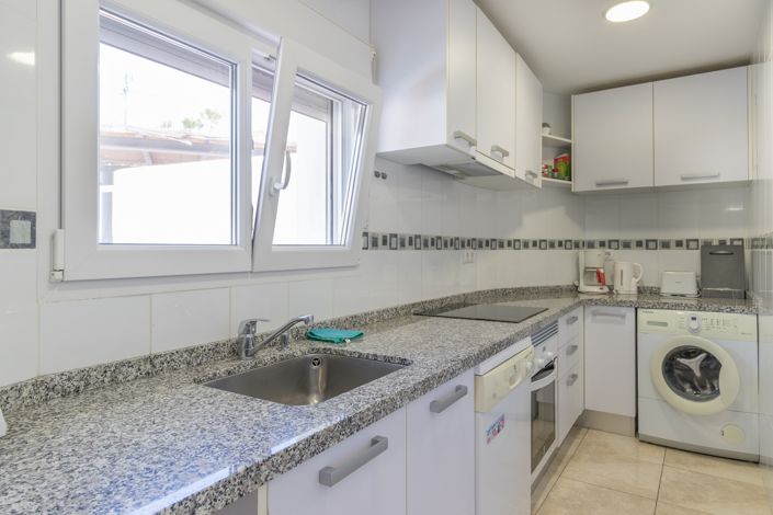 Image No.38-6 Bed Villa for sale