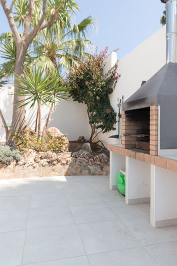 Image No.9-6 Bed Villa for sale