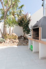 o1h3k8263d5dnp8519k0r6lllo3q