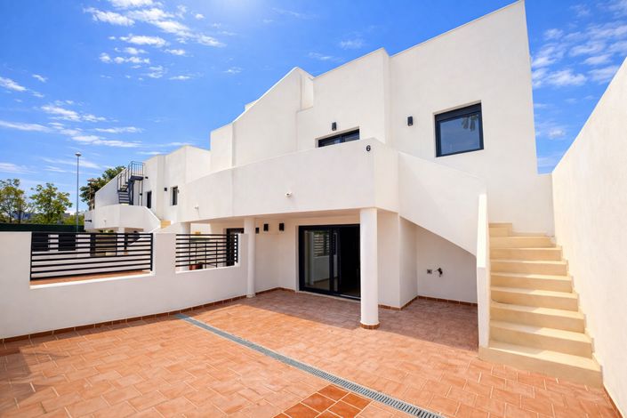 Image No.2-2 Bed Villa for sale