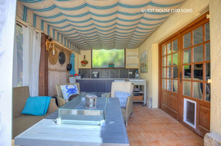 Image No.49-5 Bed Villa for sale