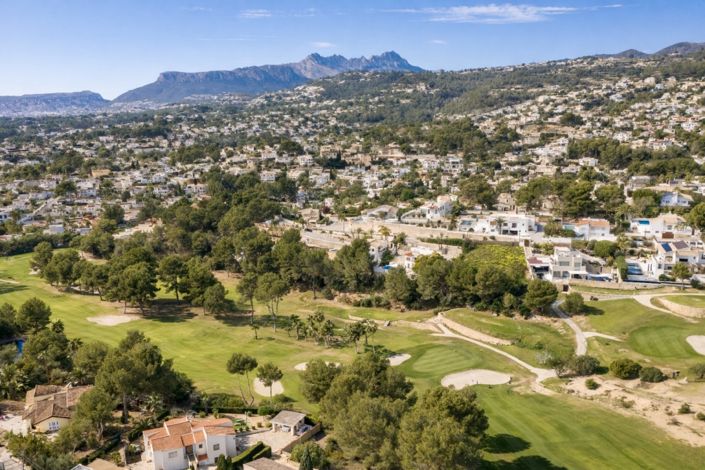 Image No.3-3 Bed Villa for sale