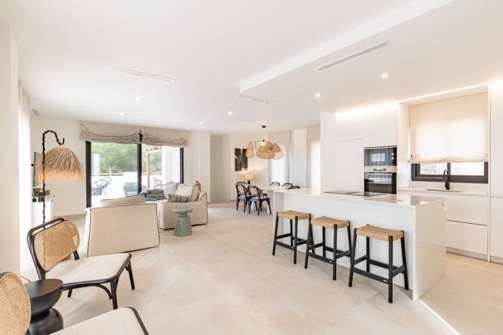 Image No.4-3 Bed Villa for sale