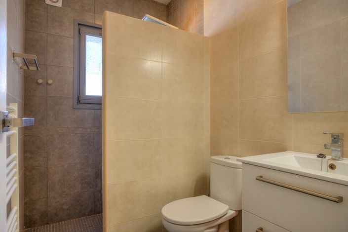 Image No.26-3 Bed Villa for sale