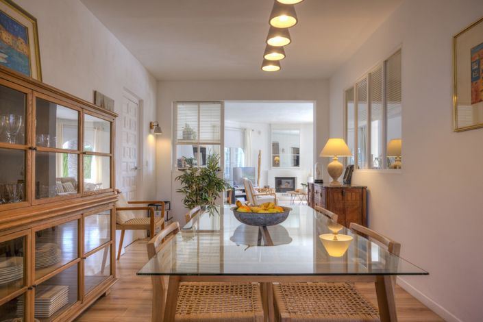 Image No.28-3 Bed Villa for sale