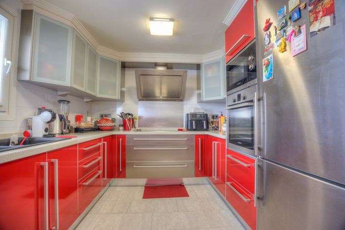 Image No.10-3 Bed Apartment for sale