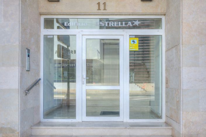Image No.25-3 Bed Apartment for sale