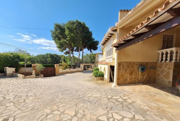 Image No.17-5 Bed Villa for sale