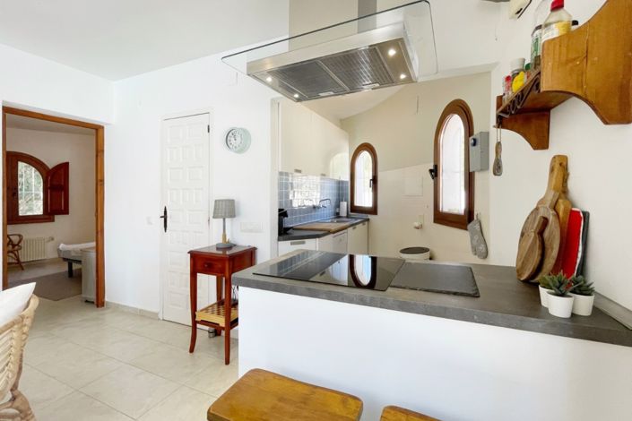 Image No.15-2 Bed Villa for sale