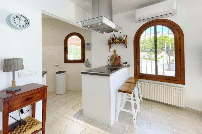 Image No.17-2 Bed Villa for sale