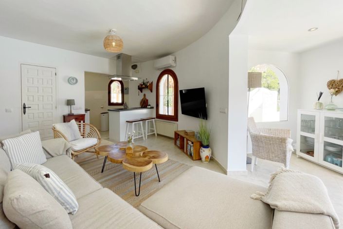Image No.20-2 Bed Villa for sale