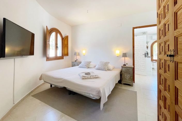 Image No.36-2 Bed Villa for sale