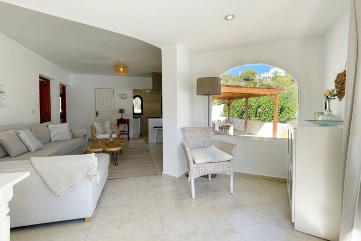 Image No.8-2 Bed Villa for sale