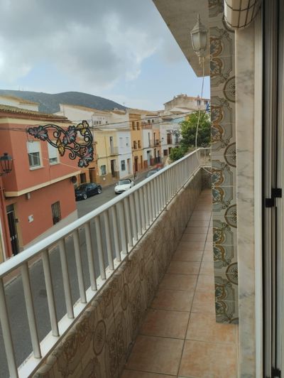 Image No.33-6 Bed Townhouse for sale