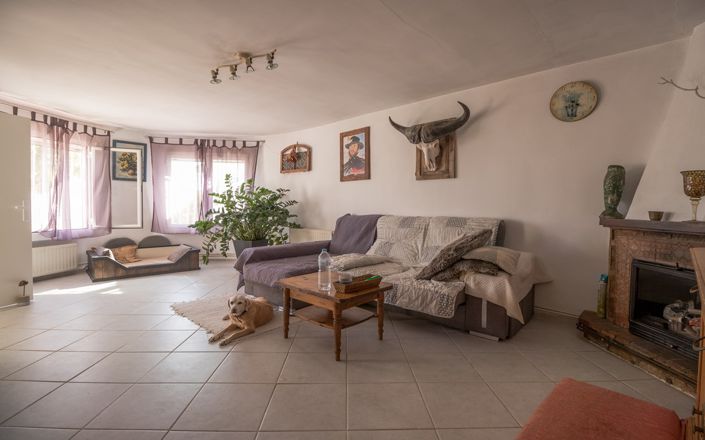 Image No.15-6 Bed Villa for sale