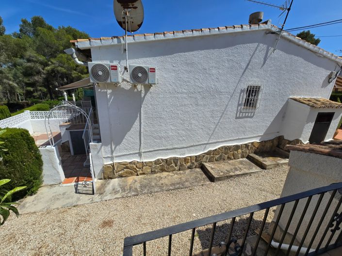 Image No.17-2 Bed Bungalow for sale