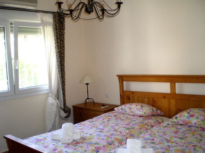 Image No.9-4 Bed Villa for sale