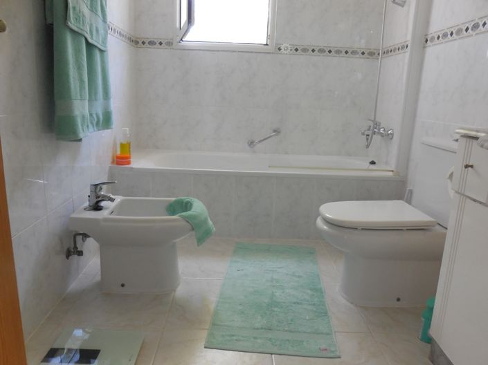 Image No.12-3 Bed Villa for sale