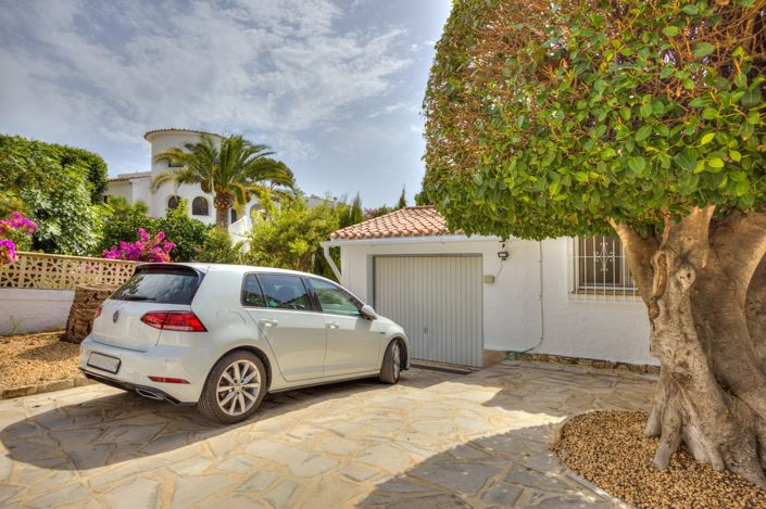 Image No.29-3 Bed Villa for sale